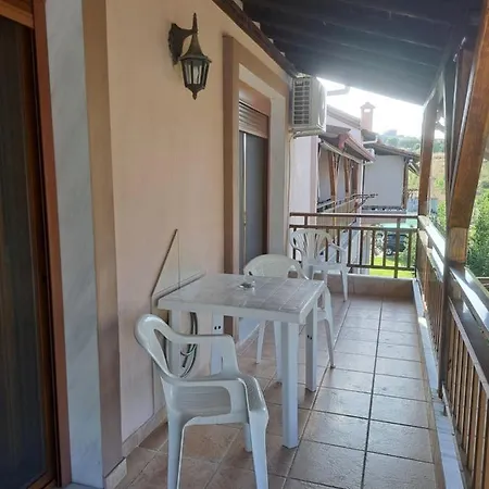 Eleonas Appartement Nea Roda